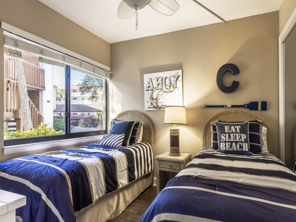 Siesta Key Gem with 2 Bedrooms and Water Views